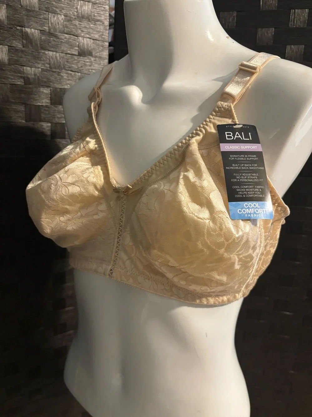 Bali bra style 3372 wire free
Size 38 D - Picture 1 of 5